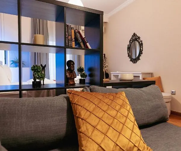 Charming 85sqm With Panoramic City-views Apartment Thessaloniki