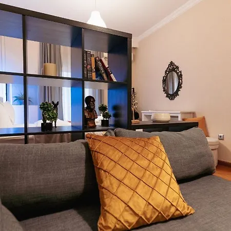 Charming 85sqm With Panoramic City-views Apartment Thessaloniki