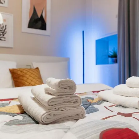 Charming 85sqm With Panoramic City-views Apartment