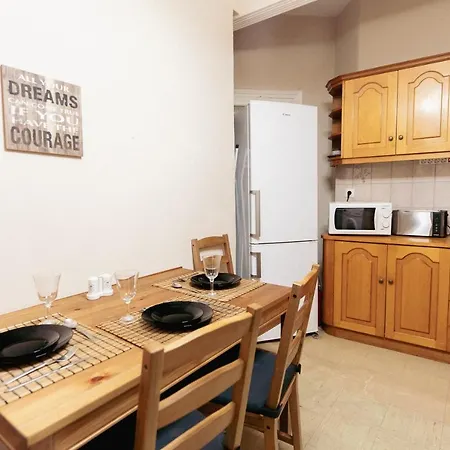 Charming 85sqm With Panoramic City-views