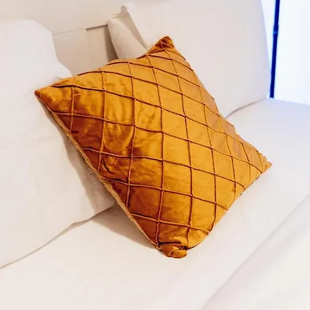 Apartment Charming 85sqm With Panoramic City-views *