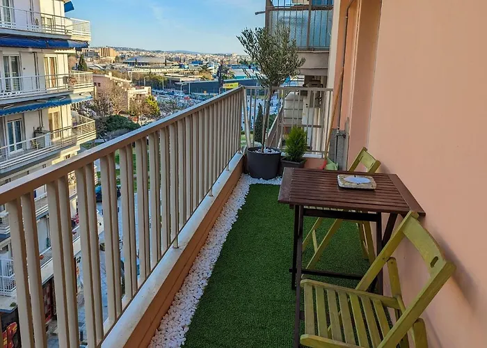 Charming 85sqm With Panoramic City-views Appartement Thessalonique
